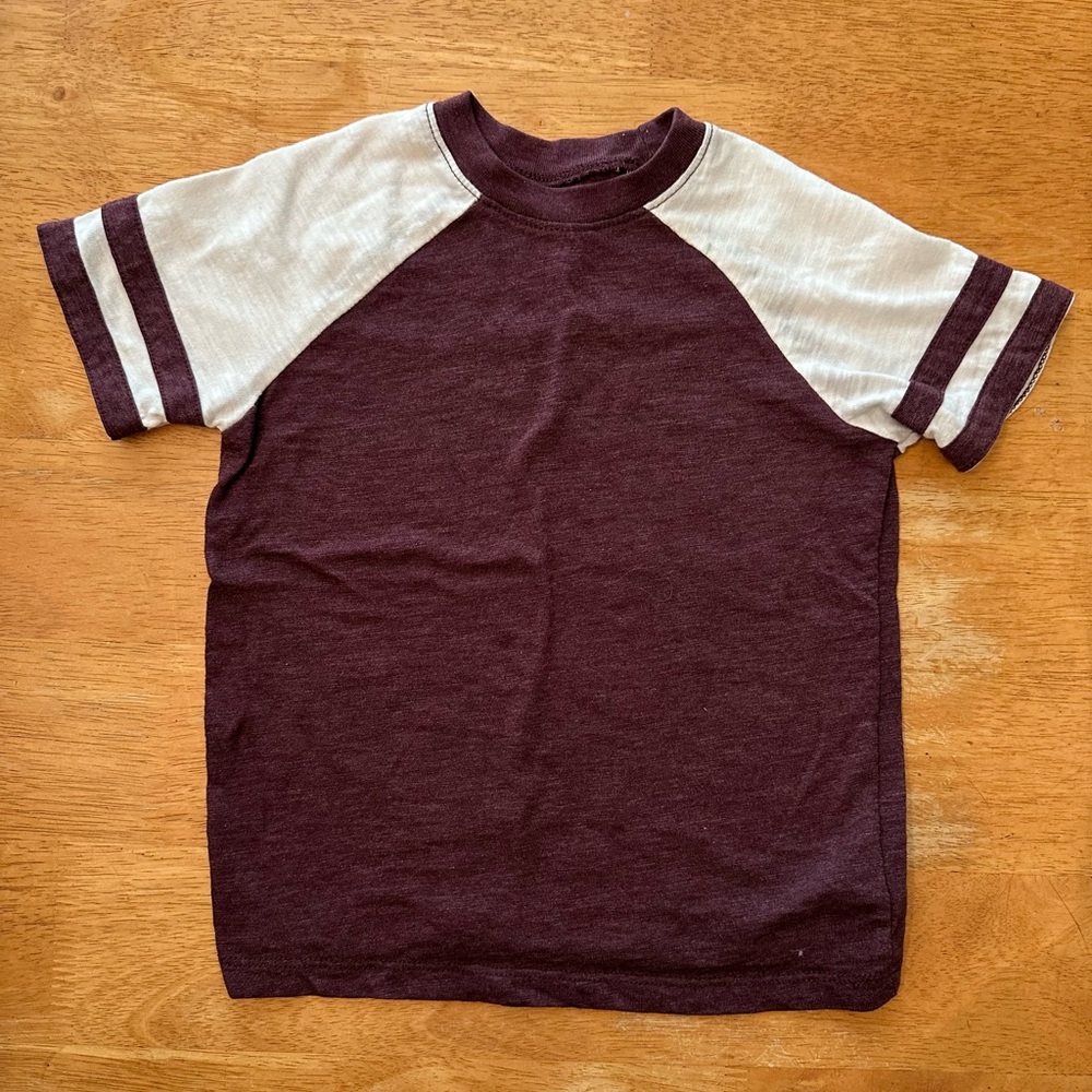 Old Navy Maroon and Cream Short Sleeve Tee
